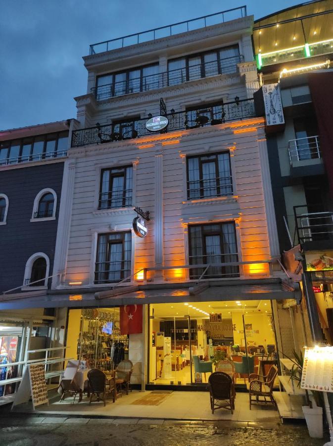 Magnaura House Otel