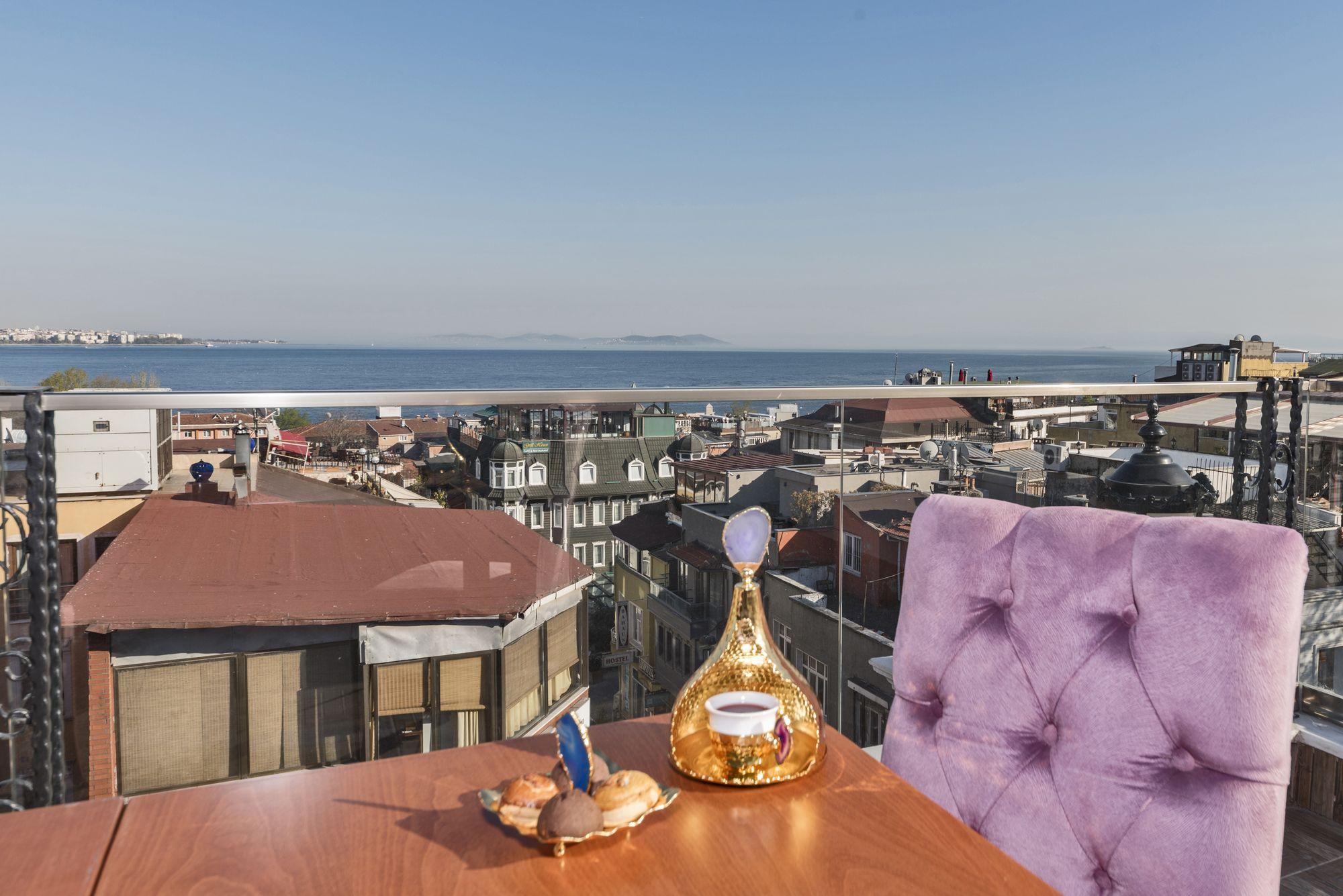 Otel Magnaura House 3*
